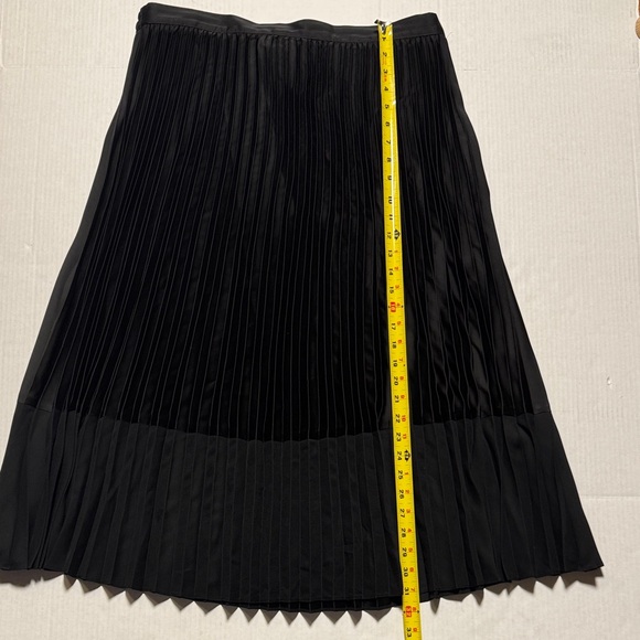 HOBBS LONDON Thandie Pleated Midi Skirt Black Side Zipper Preppy Office Size 12 - Picture 10 of 15